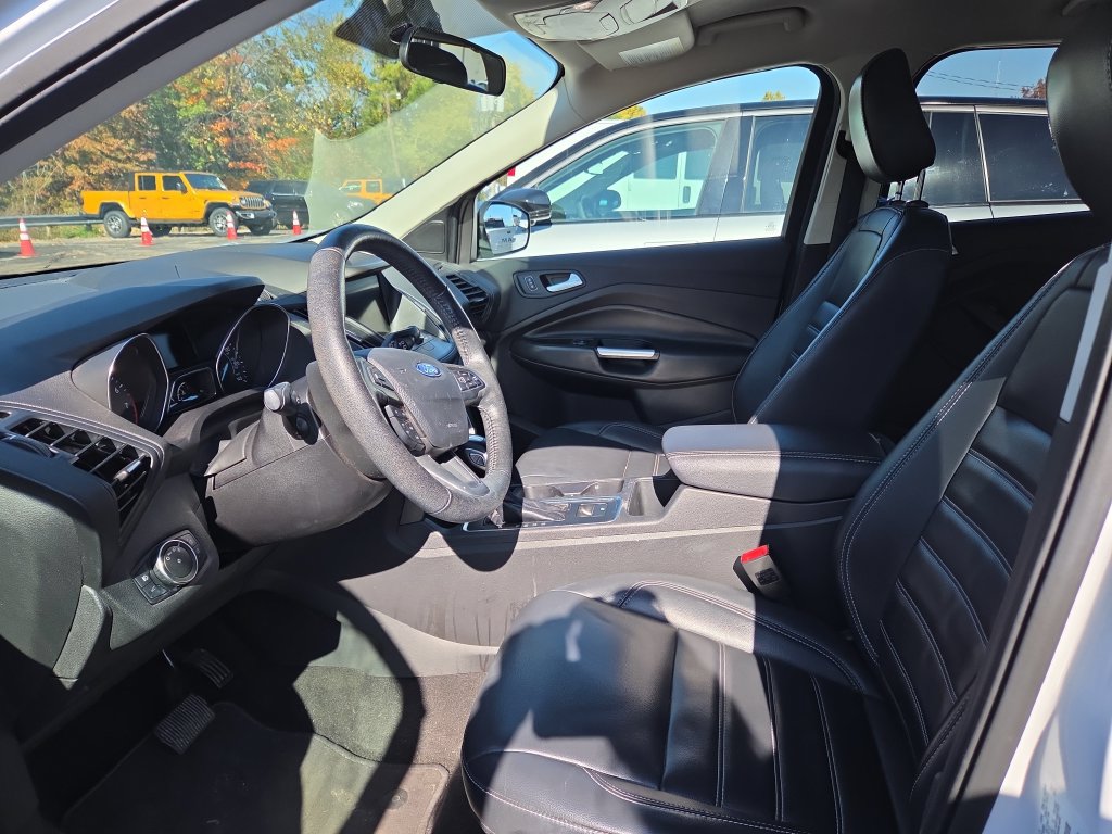 Used 2019 Ford Escape SEL FWD image 7