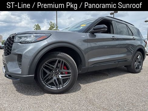 Used 2025 Ford Explorer ST-Line w/ Premium Package AWD/4WD image 1