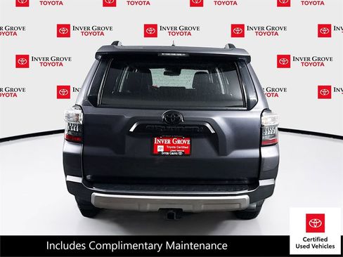 Certified 2022 Toyota 4Runner TRD Off-Road Premium AWD/4WD image 6