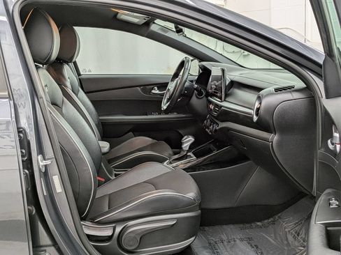 Used 2023 Kia Forte GT-Line w/ GT-Line Technology Package FWD image 21
