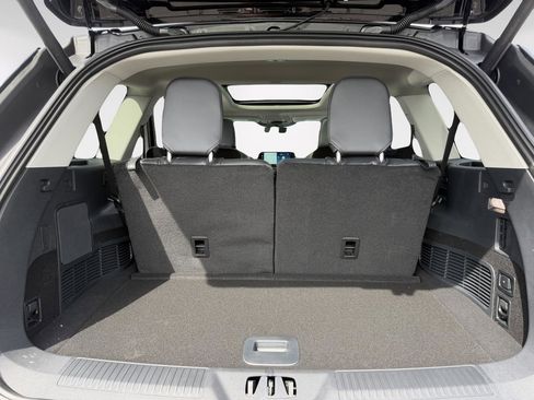 New 2026 Lincoln Aviator AWD image 25