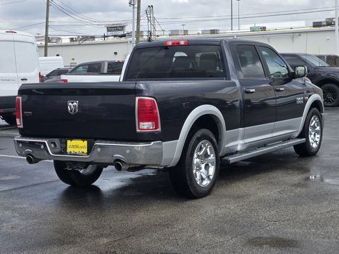 Used 2017 RAM 1500 Laramie w/ Convenience Group image 6