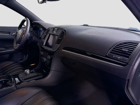 Used 2023 Chrysler 300 S image 34