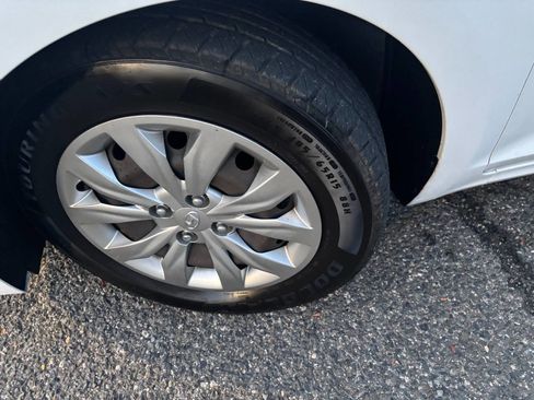 Used 2019 Hyundai Accent SE image 10