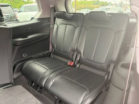 Used 2021 Jeep Grand Cherokee L Limited AWD/4WD image 29