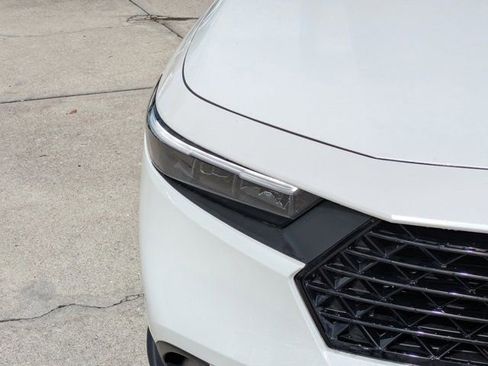 Used 2025 Honda Accord LX image 9