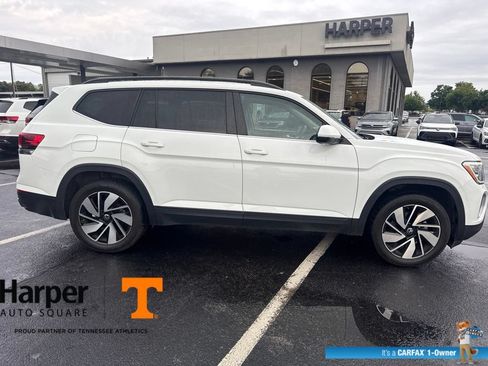 Used 2024 Volkswagen Atlas SE FWD image 6