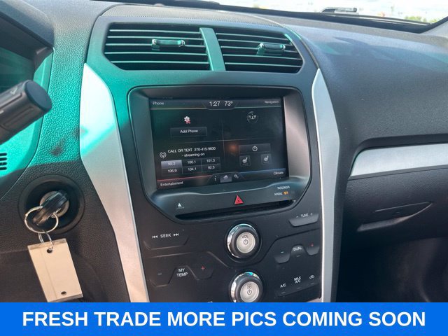Used 2015 Ford Explorer XLT w/ Equipment Group 202B FWD image 27