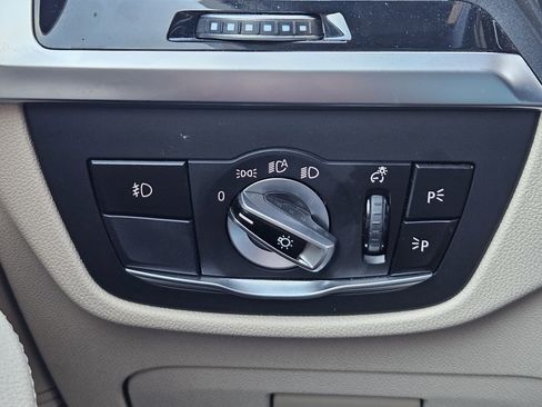 Used 2019 BMW X3 sDrive30i w/ Driving Assistance Package image 22