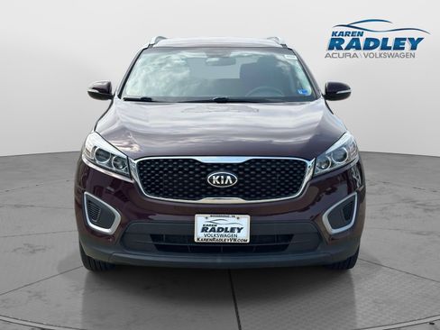 Used 2017 Kia Sorento AWD image 6