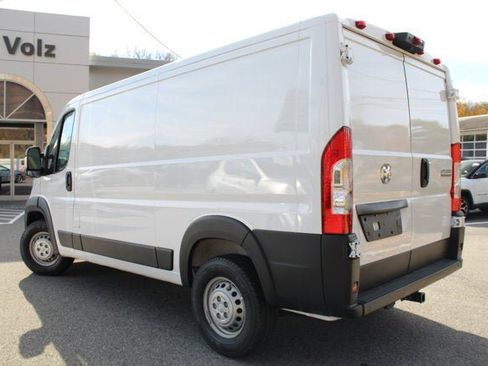 Used 2025 RAM ProMaster 2500 w/ Safety Group FWD image 5
