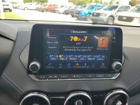 Used 2021 Nissan Sentra SV image 27