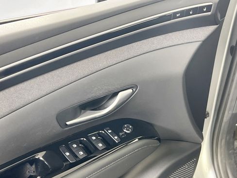 Used 2023 Hyundai Tucson Limited image 18