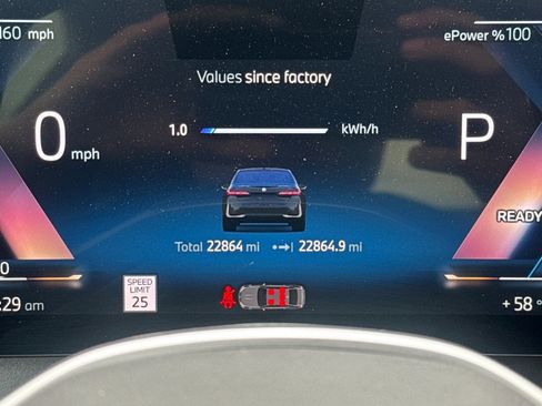 Used 2024 BMW i5 eDrive40i w/ Premium Package RWD image 20