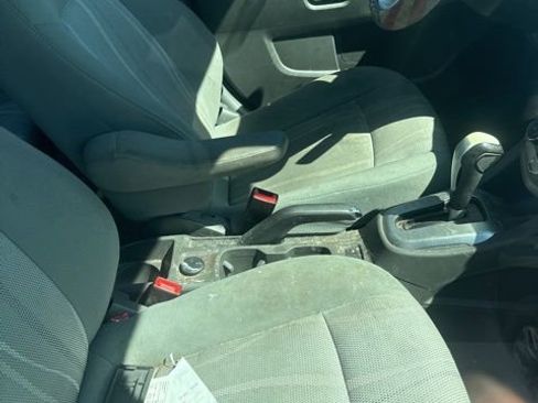 Used 2017 Chevrolet Sonic LT w/ Convenience Package FWD image 10