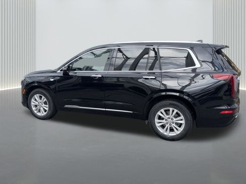 Used 2022 Cadillac XT6 Luxury FWD image 6