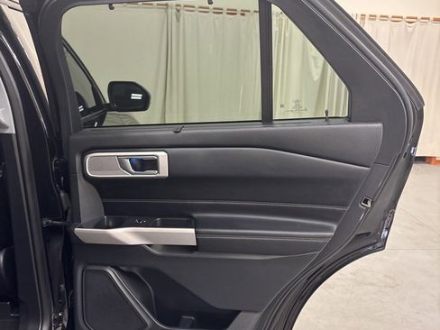 Used 2020 Ford Explorer Limited w/ Class III Trailer Tow Package image 41