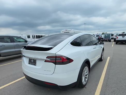 Used 2020 Tesla Model X Long Range AWD/4WD image 4