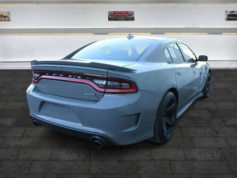 Used 2018 Dodge Charger SRT Hellcat w/ Harman/Kardon Audio Group image 4