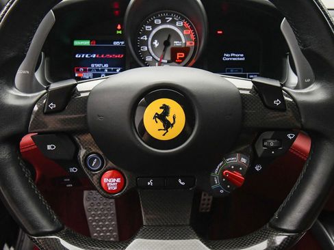 Used 2018 Ferrari GTC4Lusso V12 image 42