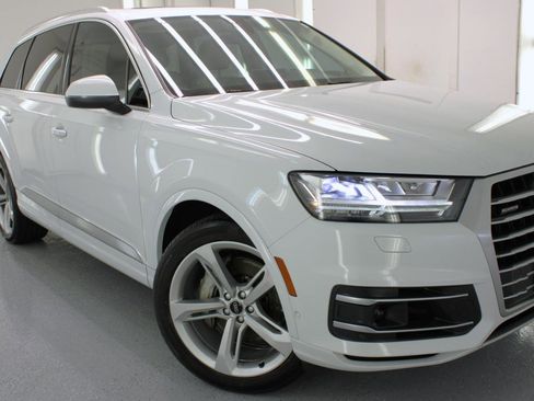 Used 2019 Audi Q7 3.0T Prestige w/ Prestige Package image 14