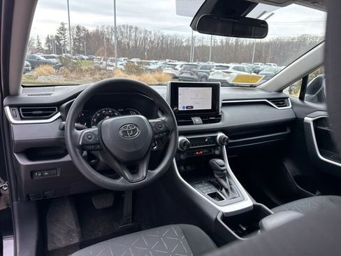 Used 2025 Toyota RAV4 XLE image 24