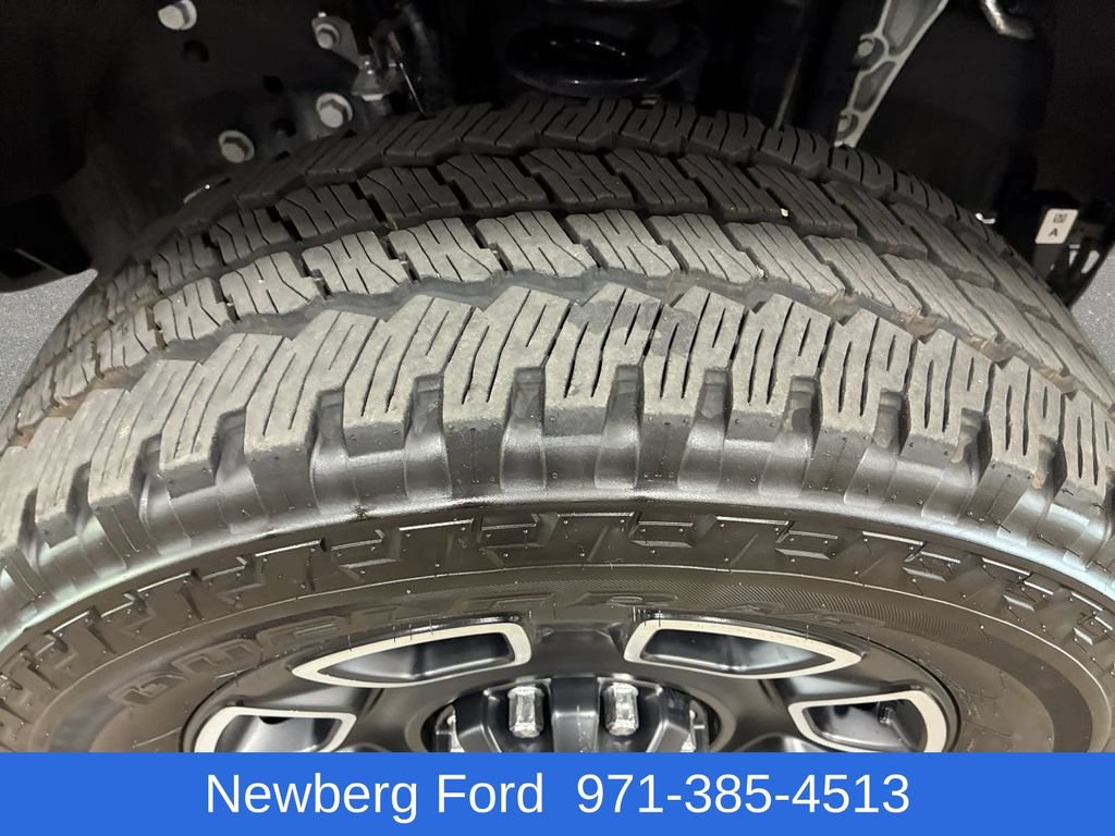 Used 2023 Ford F350 Platinum AWD/4WD image 9