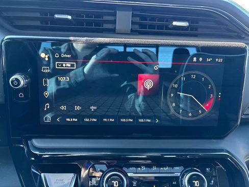 Used 2023 GMC Sierra 1500 AT4X image 19