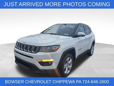 Used 2019 Jeep Compass Latitude w/ Cold Weather Group image 1