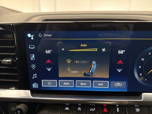 Used 2023 Chevrolet Silverado 1500 RST image 28