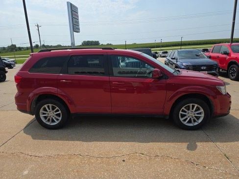 Used 2015 Dodge Journey SXT w/ Flexible Seating Group FWD image 9