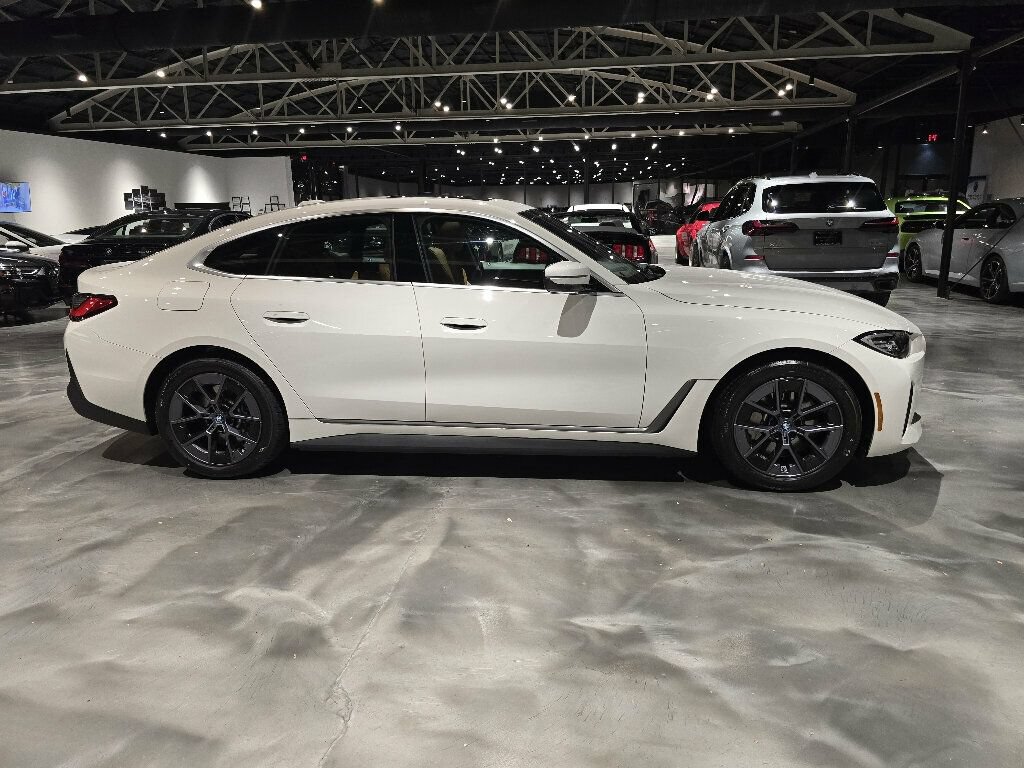 Used 2023 BMW i4 eDrive35 w/ Premium Package RWD image 4