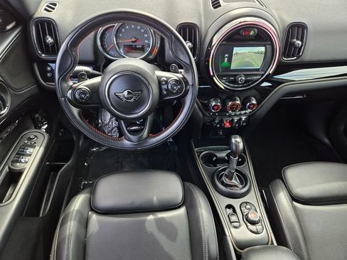 Used 2019 MINI Cooper Countryman S w/ Premium Package FWD image 12