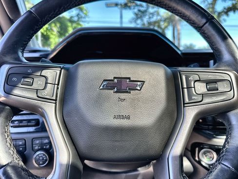 Used 2022 Chevrolet Silverado 1500 ZR2 w/ Technology Package AWD/4WD image 33
