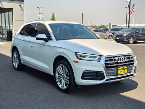 Used 2018 Audi Q5 2.0T Premium Plus w/ Premium Plus Package AWD/4WD image 8