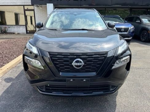 Certified 2023 Nissan Rogue SV w/ SV Premium B Package AWD/4WD image 8