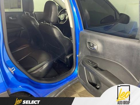 Used 2020 Jeep Compass Latitude AWD/4WD image 21