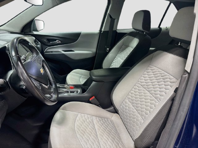 Used 2021 Chevrolet Equinox LT w/ Driver Convenience Package AWD/4WD image 18