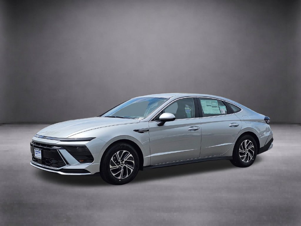 New 2026 Hyundai Sonata Blue FWD image 4
