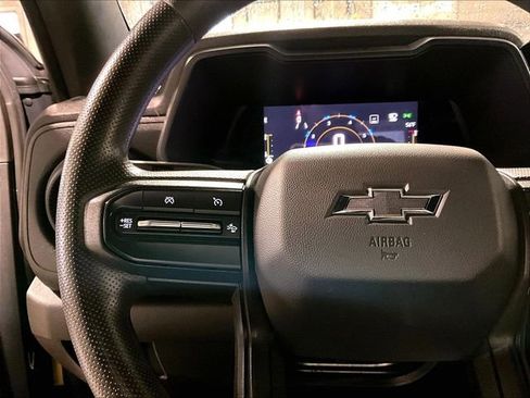 Used 2023 Chevrolet Colorado Trail Boss w/ Technology Package AWD/4WD image 23