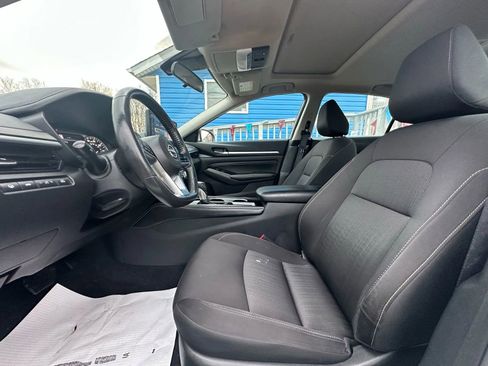 Used 2023 Nissan Altima 2.5 SV w/ SV Premium Package image 10