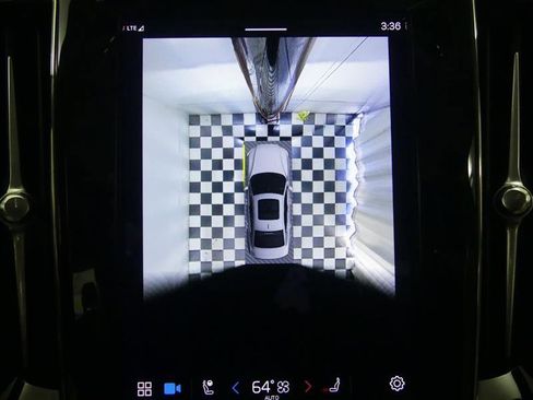 Used 2024 Volvo S60 B5 Plus image 10