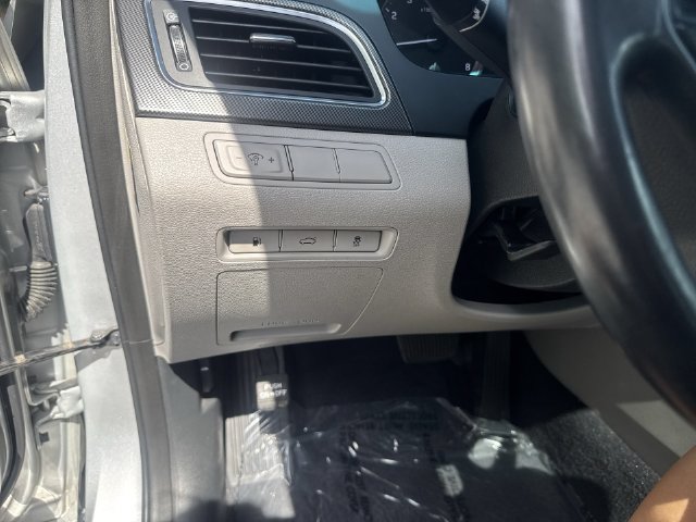Used 2016 Hyundai Sonata Sport w/ Option Group 1V FWD image 24