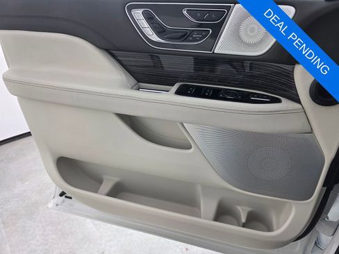 Used 2023 Lincoln Navigator Black Label AWD/4WD image 27