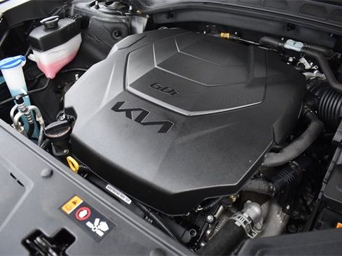 Certified 2024 Kia Telluride S w/ S Sunroof Package image 36