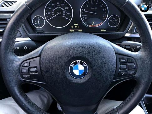 Used 2015 BMW 320i Sedan image 11