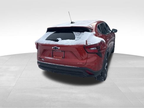 Used 2024 Chevrolet Trax RS image 5