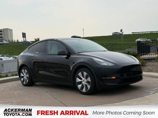 Used 2024 Tesla Model Y Long Range AWD/4WD video 1