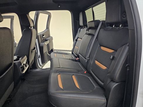 Used 2022 GMC Sierra 1500 AT4 w/ AT4 Premium Package image 25