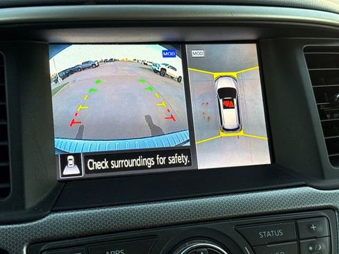 Used 2017 Nissan Pathfinder SL w/ SL Tech Package image 26